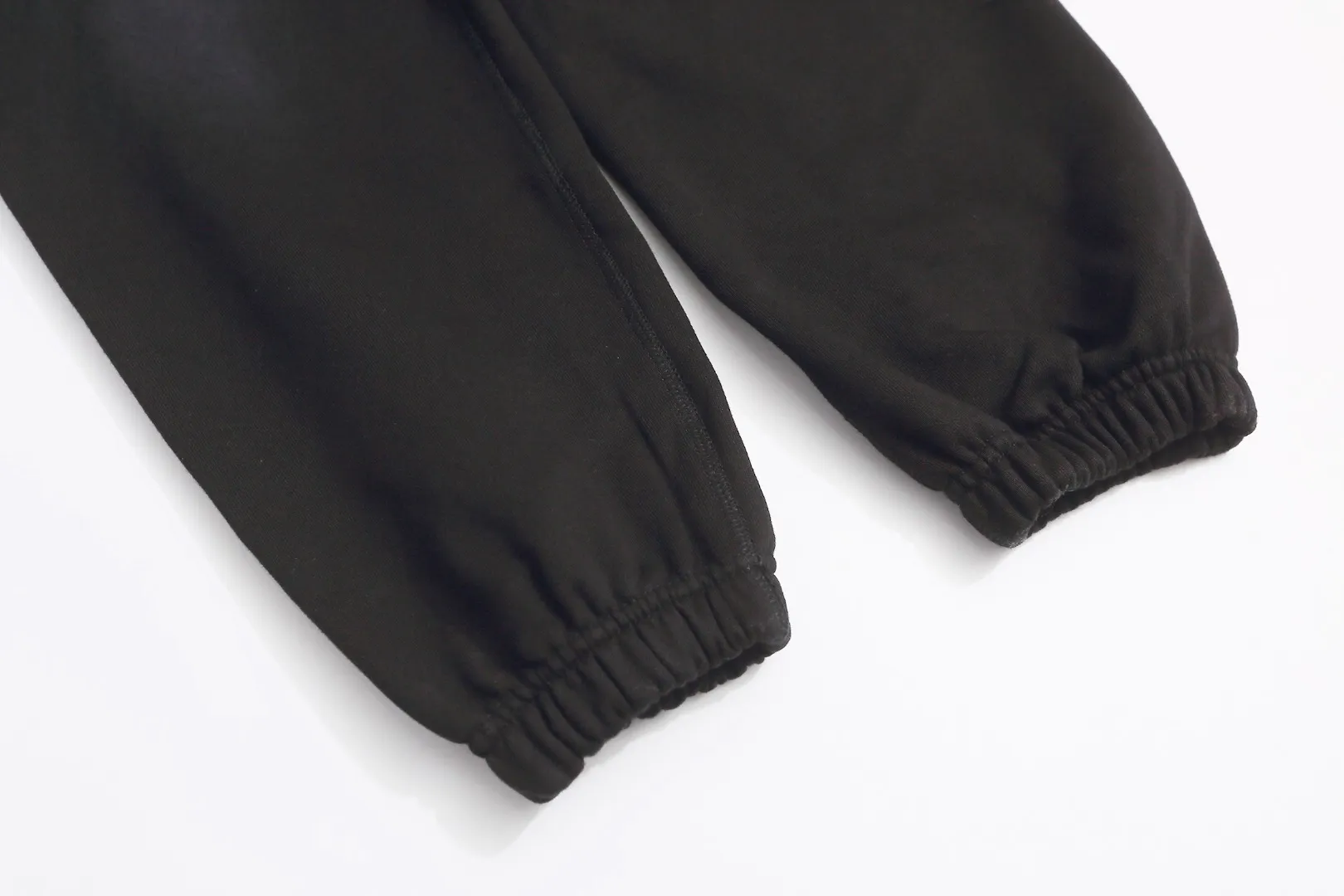 Saint Michael's trendy retro angels letters with old washed angel vintage loose casual loose sweatpants and trousers Style number: SM632 Size: S-M-L-XL Color: black blue-black red-blue yellow Price: P236